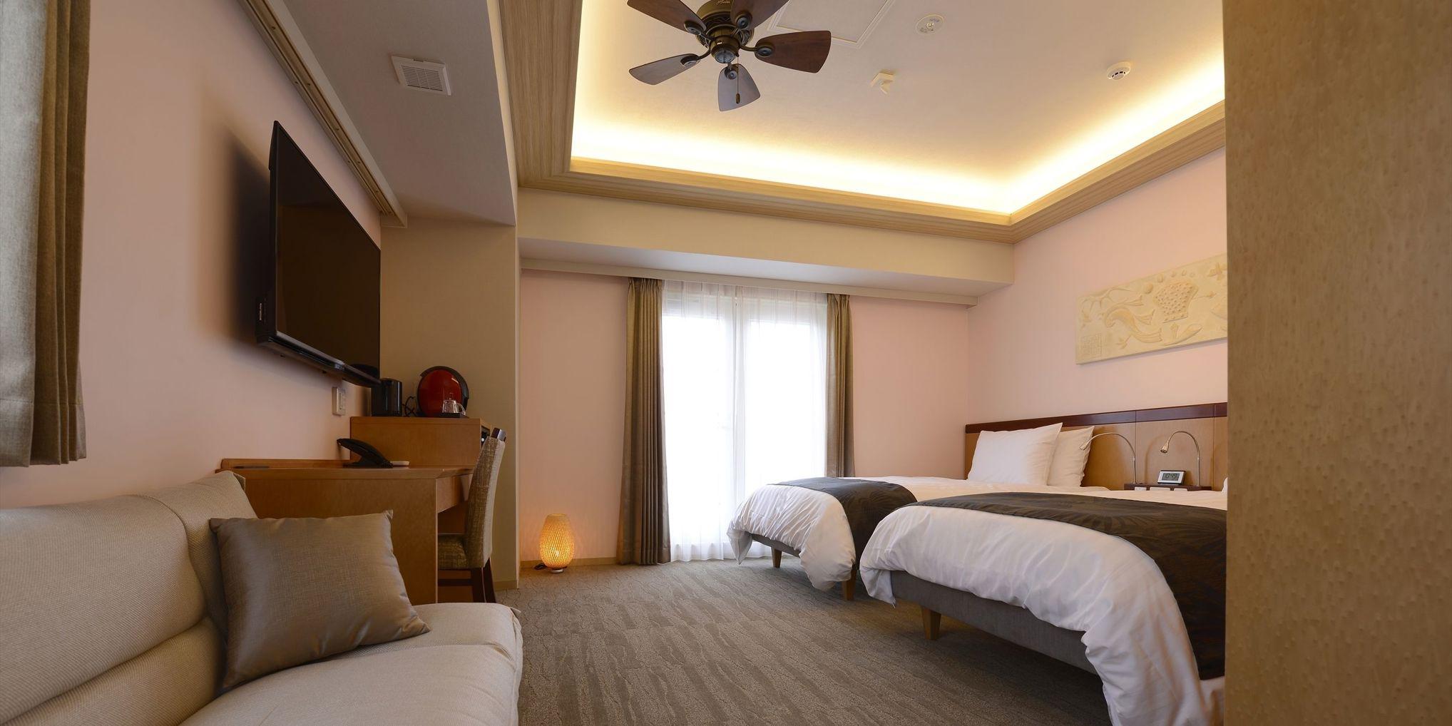 Ram, Deluxe, Single Bed, Sofa