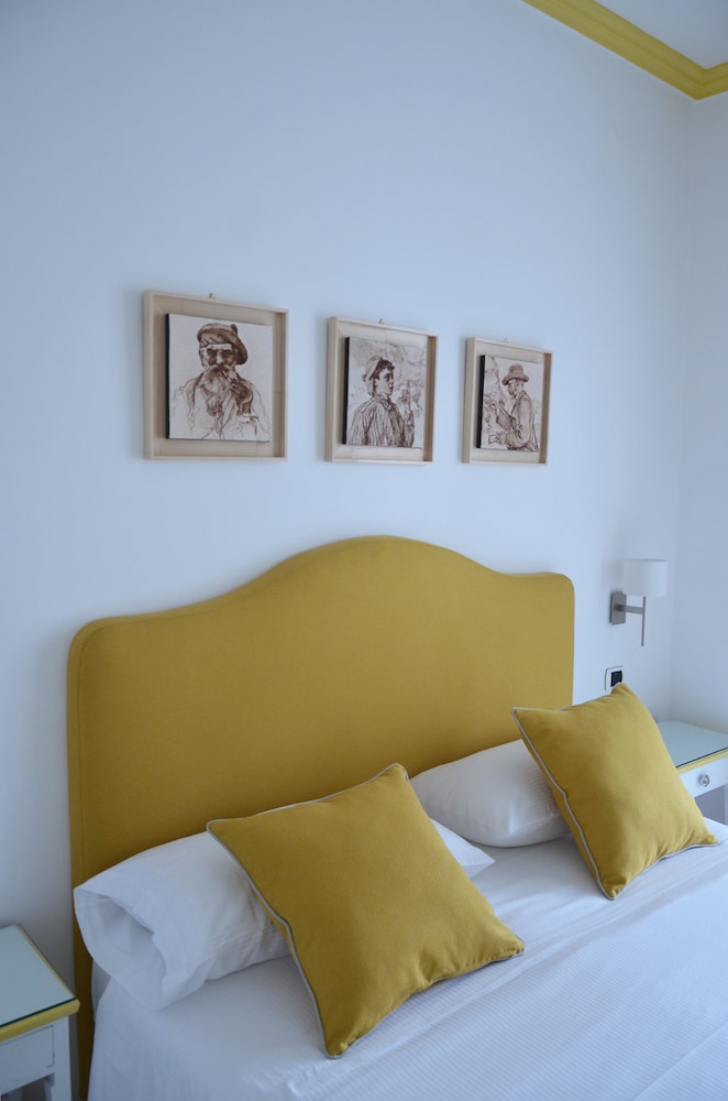 SUPERIOR, DOUBLE BED