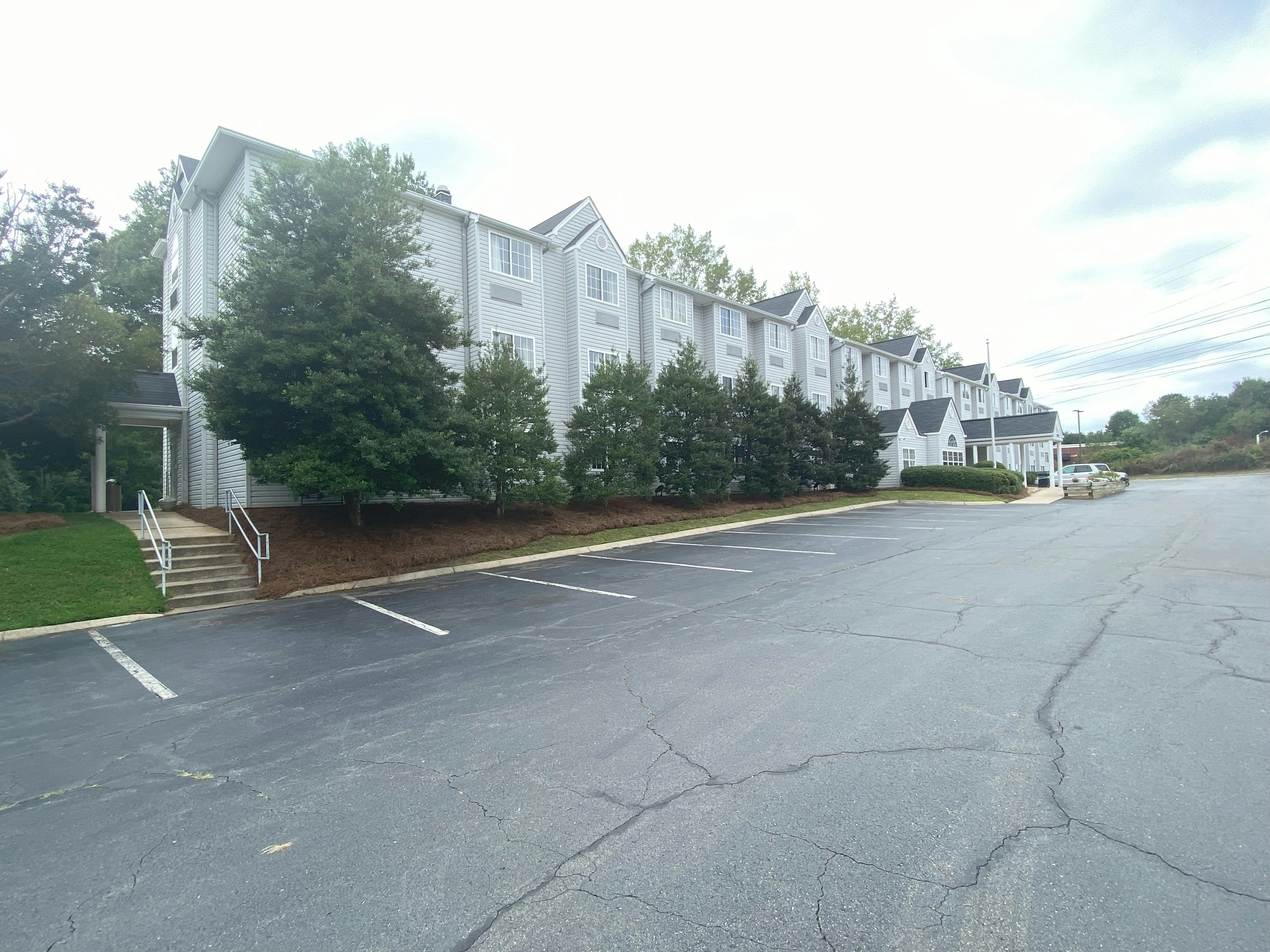Red Roof Inn Winston-Salem 19/24