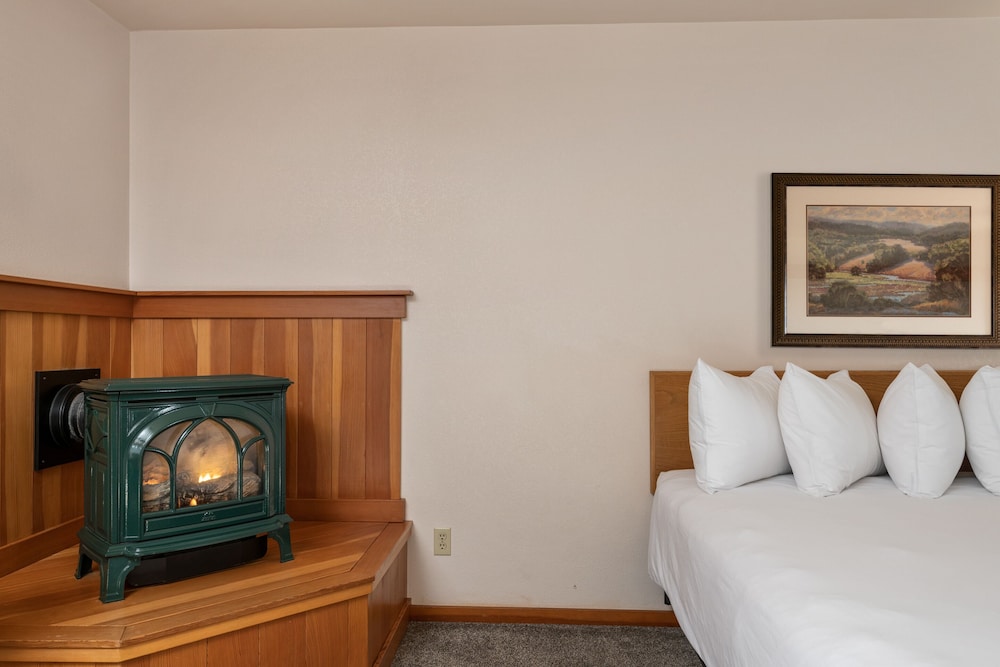 Harbor Lite Lodge 13/50