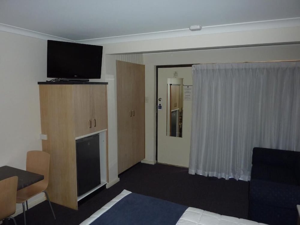 Caravilla Motel 28/48