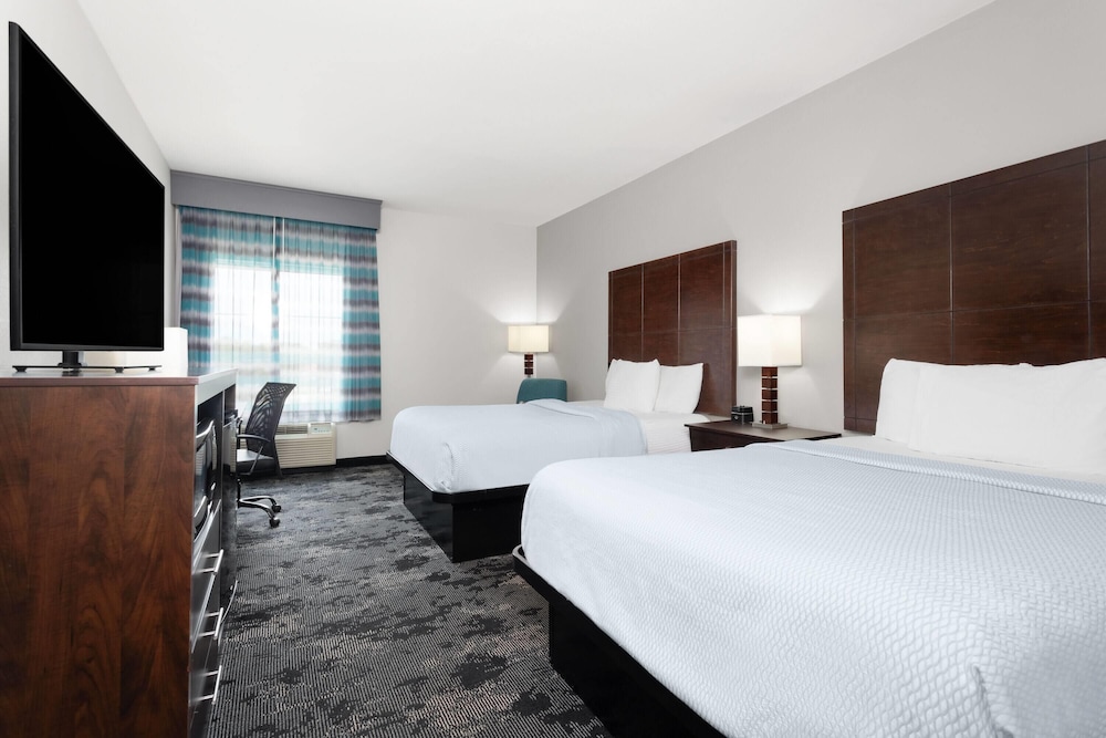 La Quinta Inn & Suites by Wyndham Columbus - Edinburgh 25/59