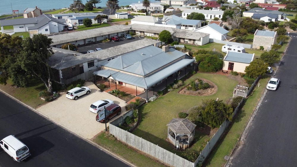 Robe House B&B 32/33