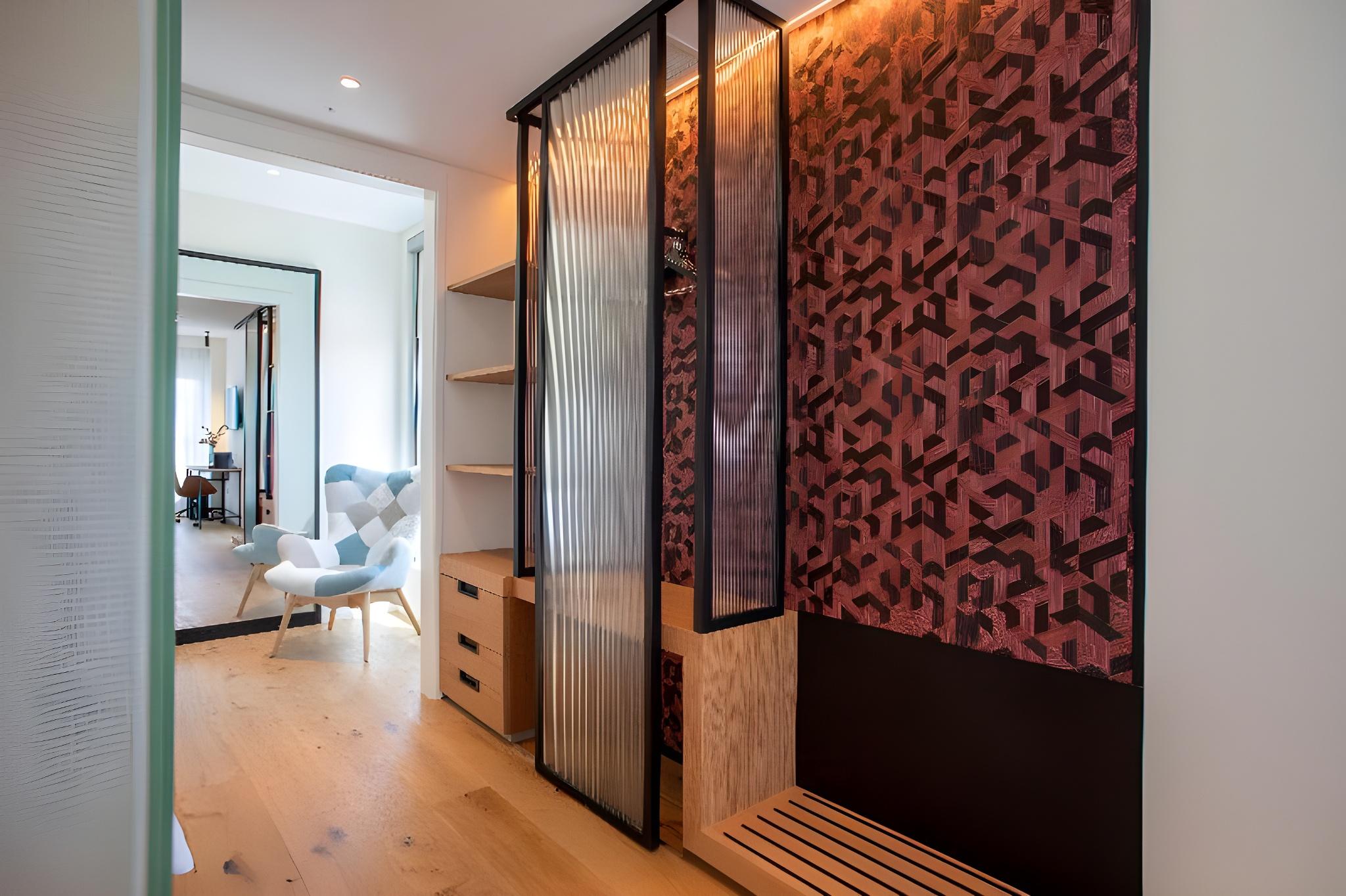 ROOM, TRIPLE