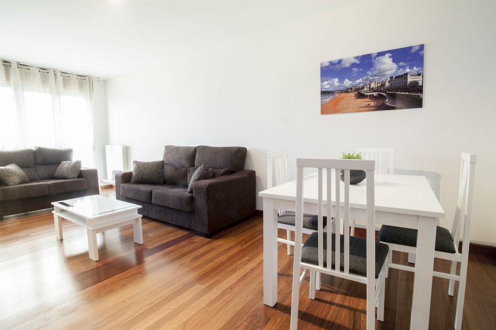 Apartamentos Alday 57/76