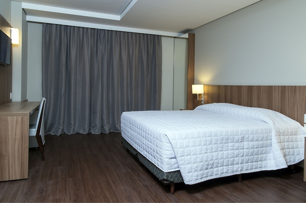Hotel Kennedy Executive 15/49