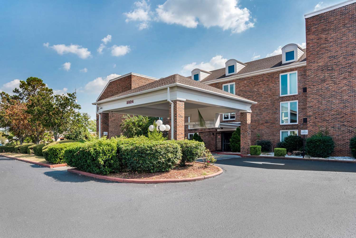 Baymont by Wyndham Montgomery AL 24/25