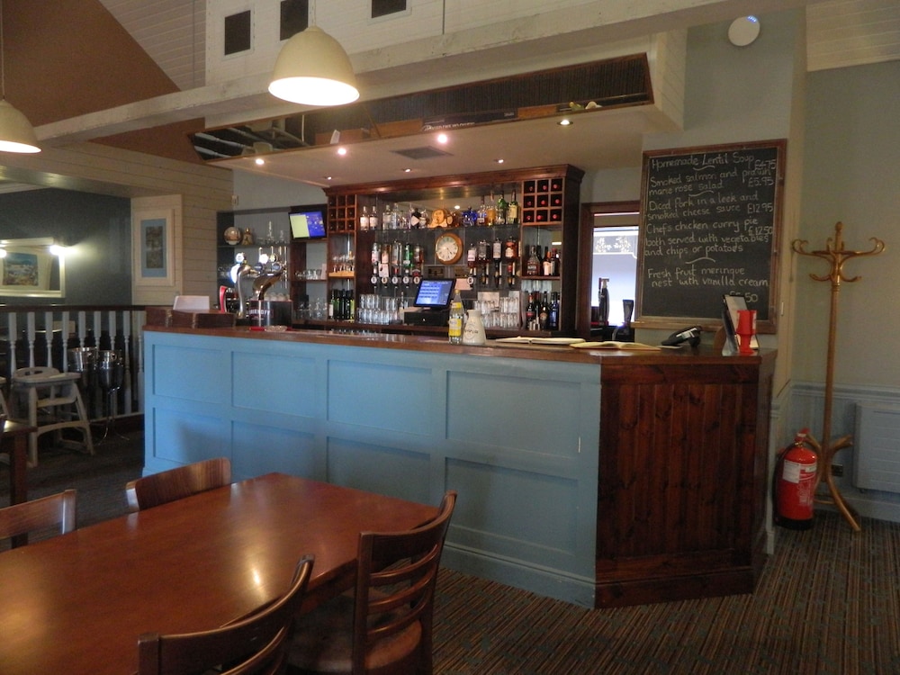 Red House Hotel 21/27