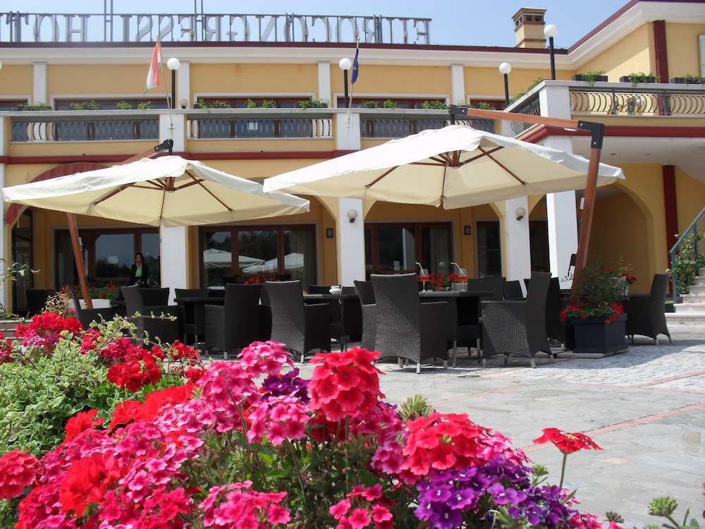 Eurocongressi Hotel in CAVAION VERONESE