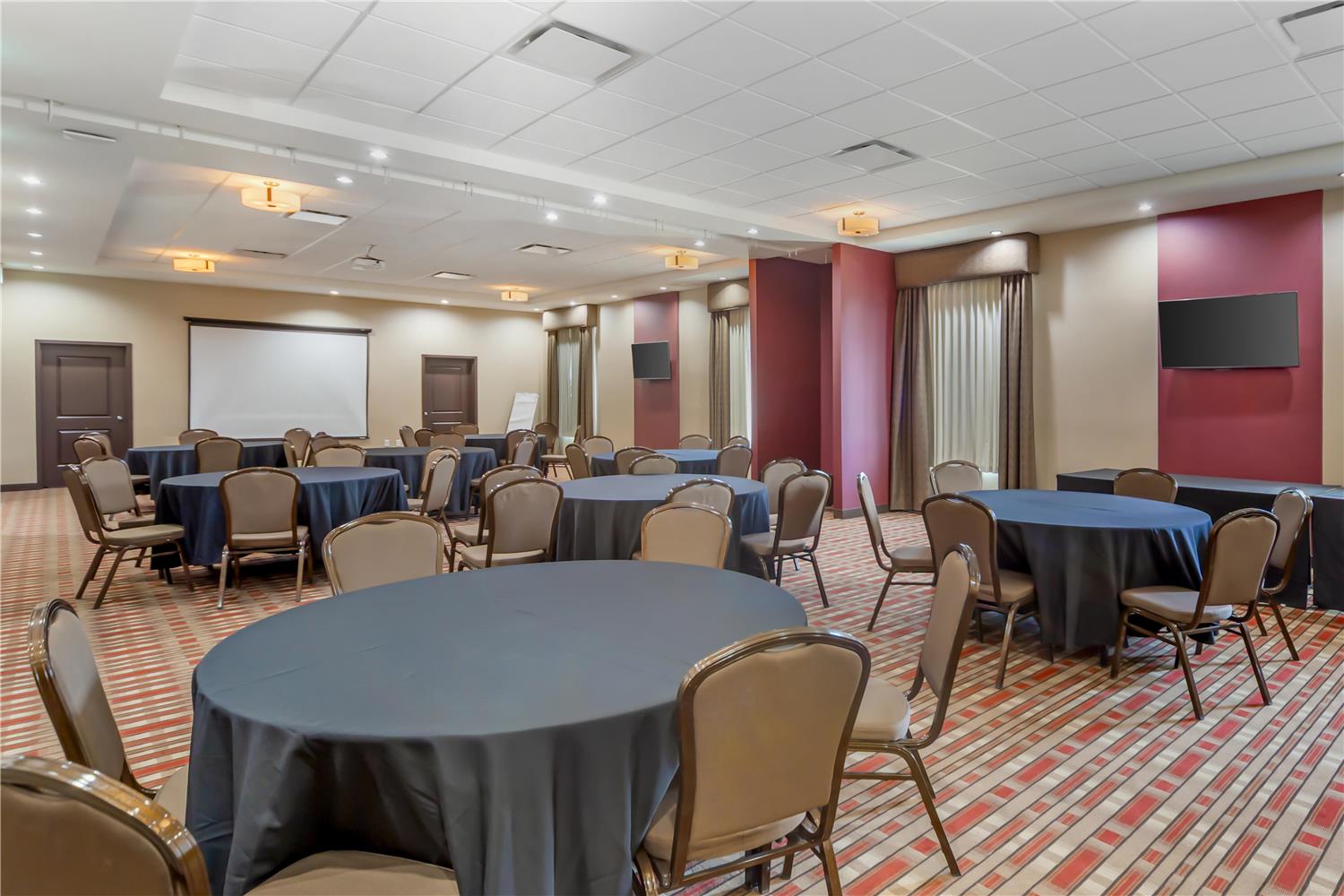 Best Western Plus Hinton Inn and Suites 13/13