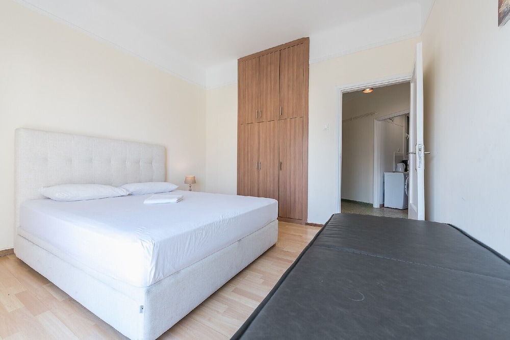 2 Bedrooms, Apartment, 2 Double and Twin Beds, Sofa, Kitchen، Super Paradise Apartments 5/10