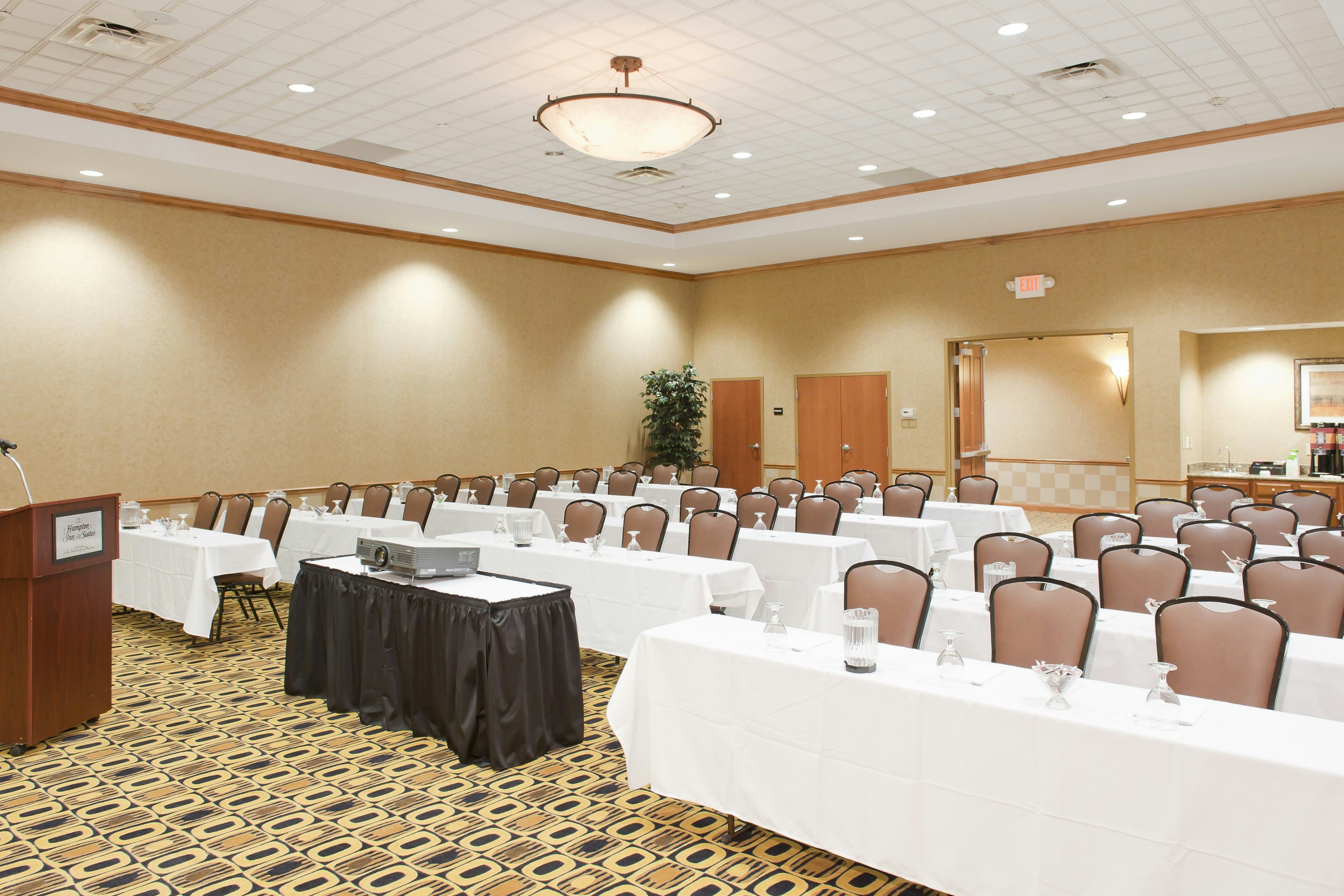 Hampton Inn & Suites Columbia at the University of Missouri 35/50