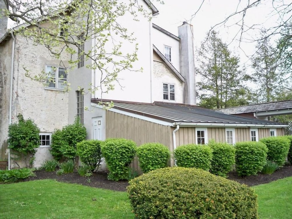 Duling Kurtz House and Country In 41/50