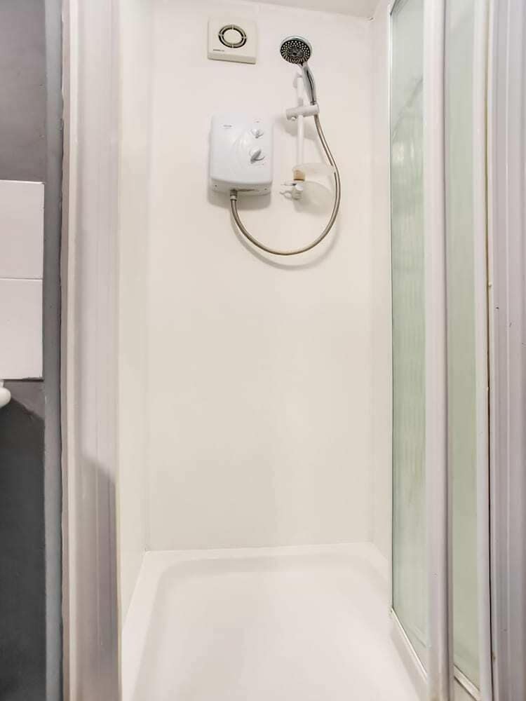 OYO Hotel Clamart 16/50