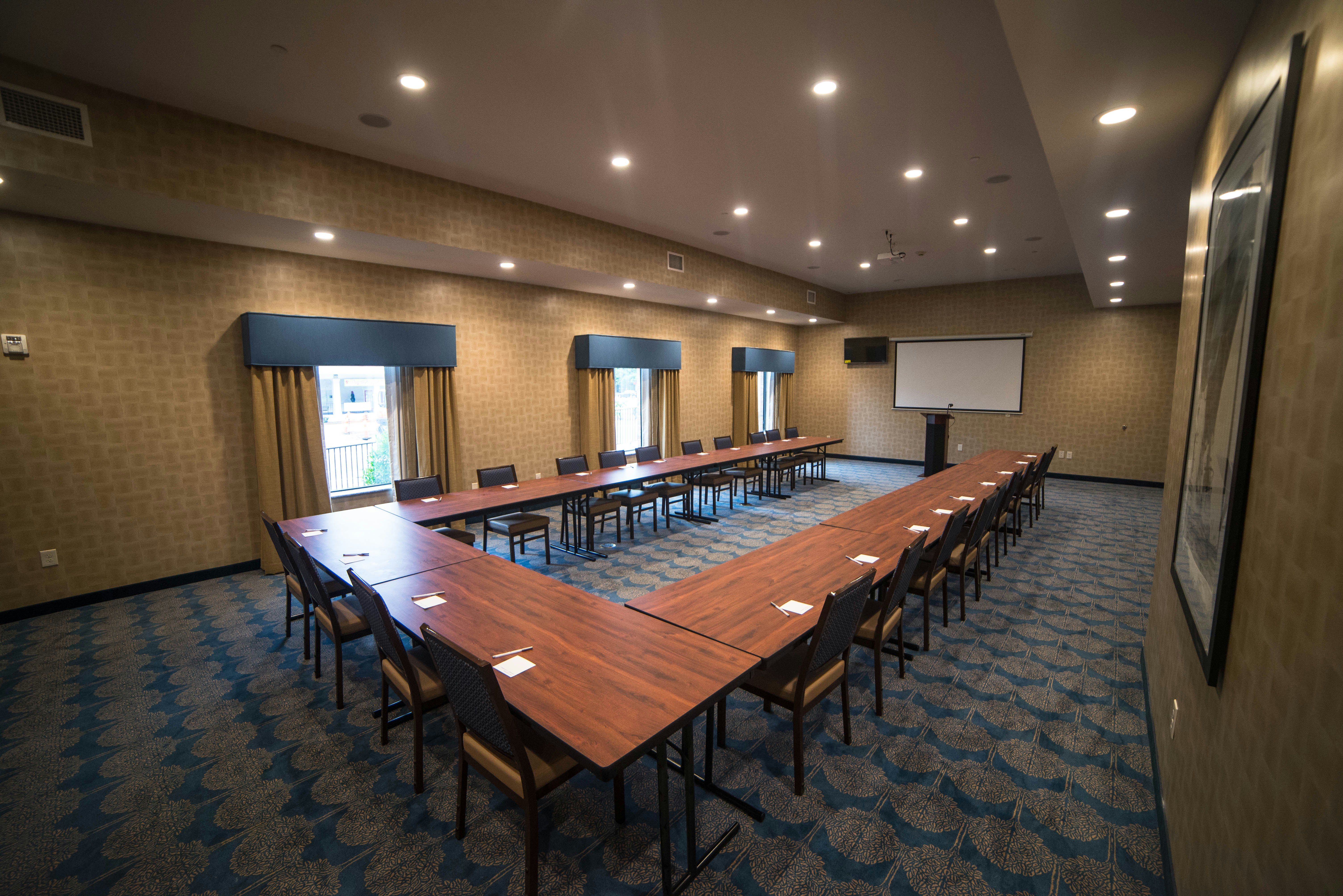 Hampton Inn & Suites Hartsville 69/76