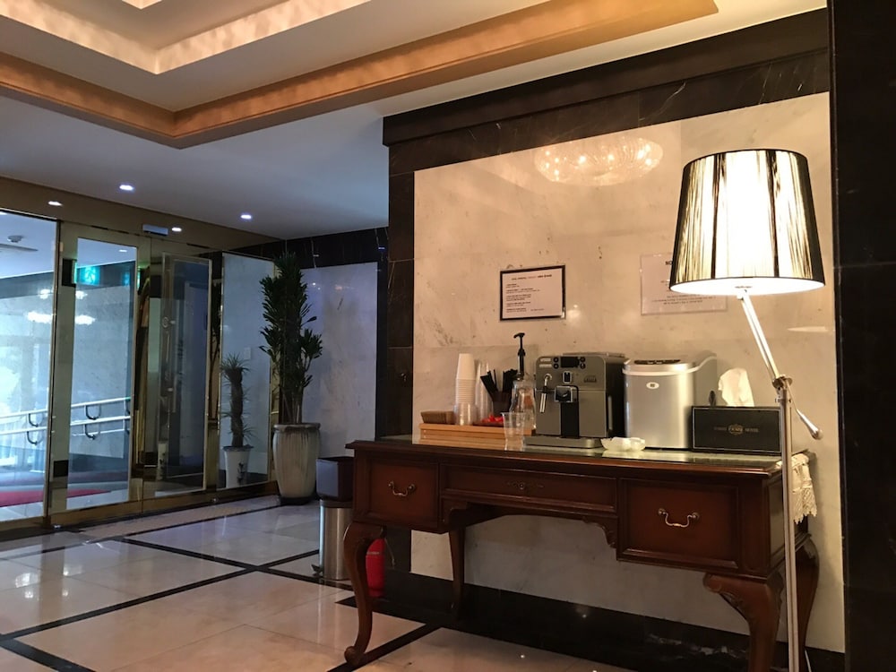 Orsay Hotel 5/38