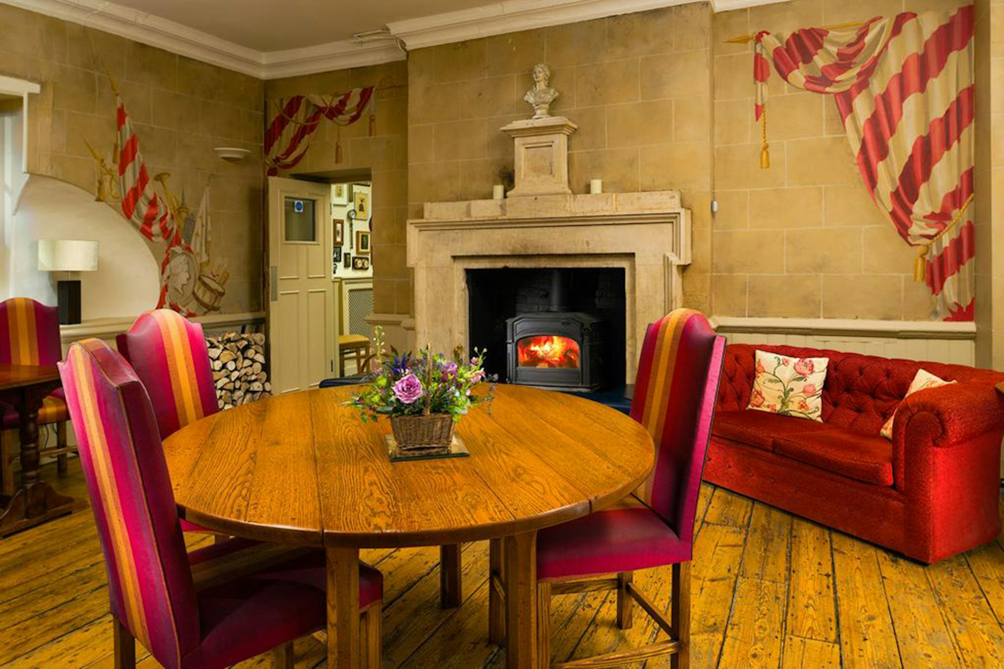 Marlborough Arms Hotel 22/41