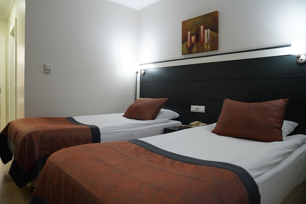 Dafne Hotel 17/50