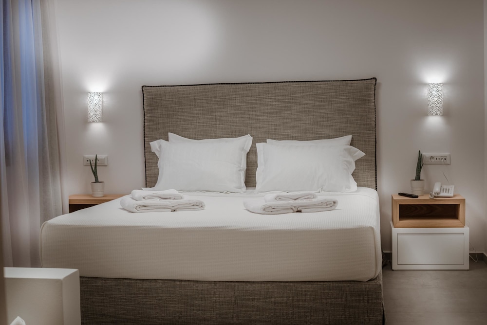 Natura Luxury Boutique Hotel Skopelos 19/50
