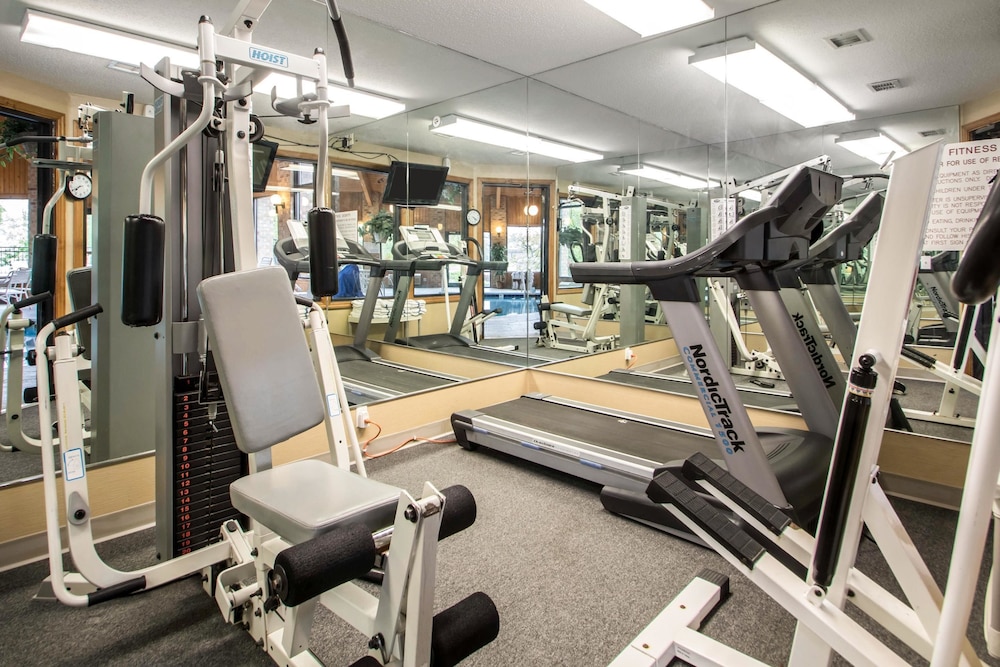 Quality Inn & Suites Sun Prairie Madison East 18/32