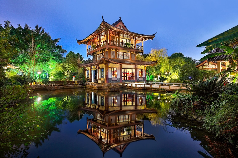 Guilinyi Royal Palace 3/50