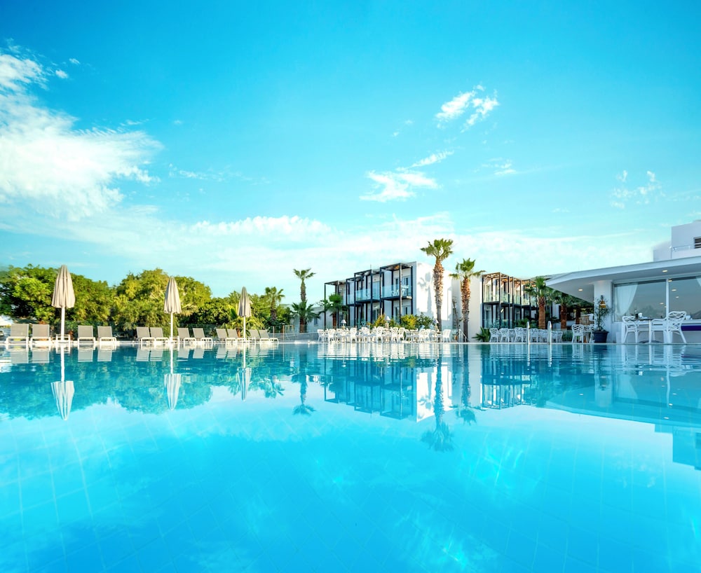 Charm Beach Hotel - All Inclusive 9/115