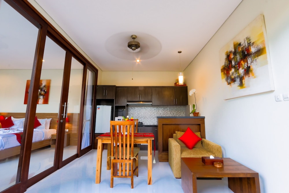 Aishwarya Exclusive Villas 34/50