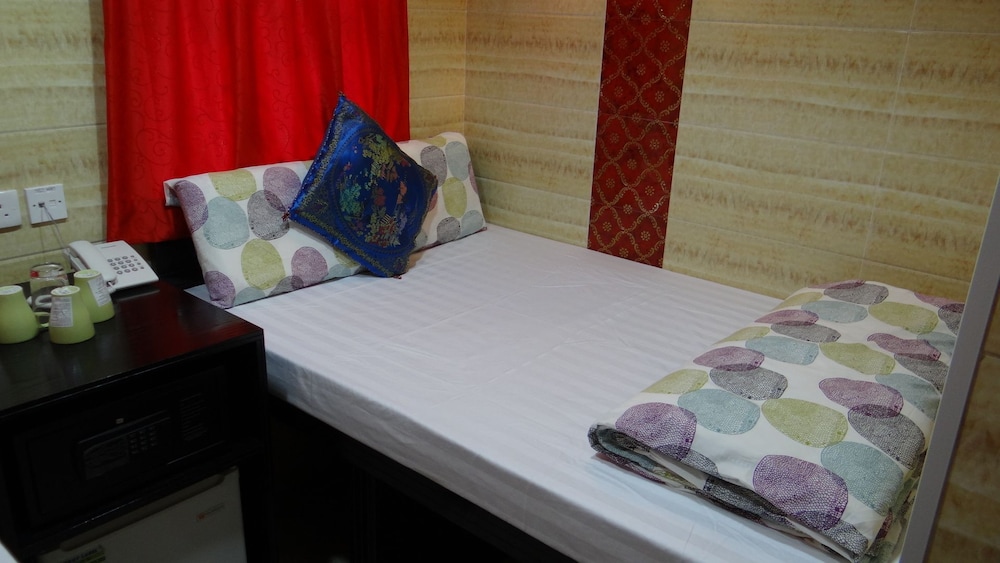 Holland Guest House 4/17