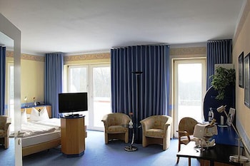 Parkhotel Kluschenberg 27/55