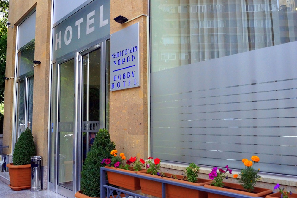 Hobby Hotel 2/34