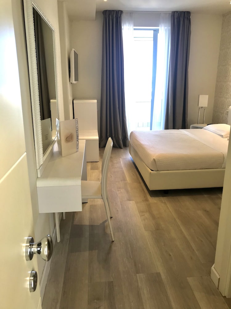 Hotel Aristeo 23/72