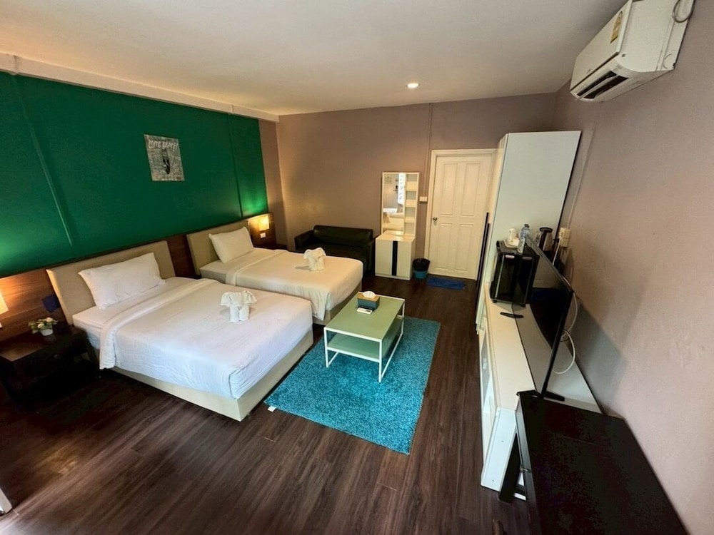 غرفة ديلوكس بسريرين منفصلين بشرفة، Bella Vista Beach Resort Koh Lipe 5/10