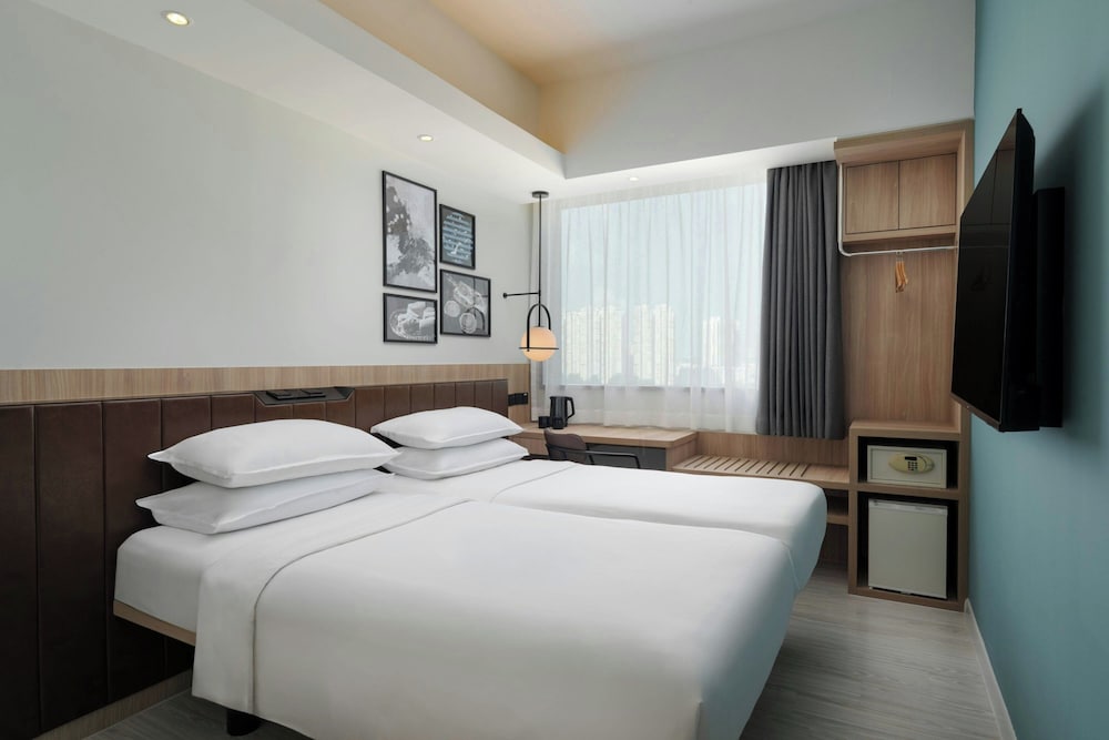 Superior, Twin Beds