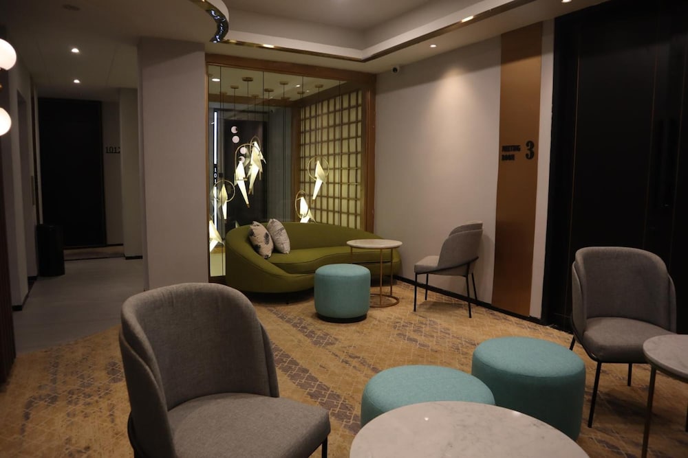 Gaia Hotel Ternate 15/28