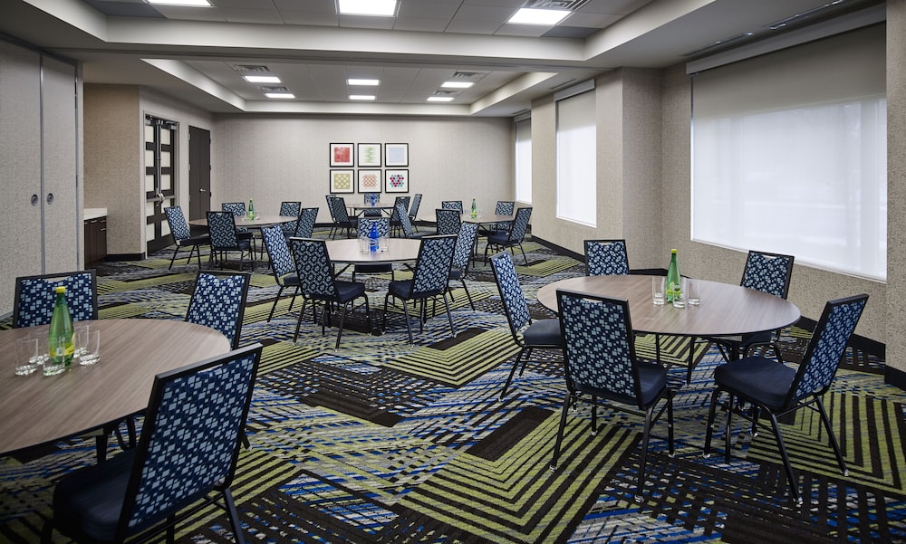Holiday Inn Express Niagara On the Lake 41/56