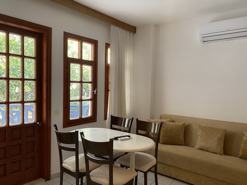 Naturella Hotel 52/82