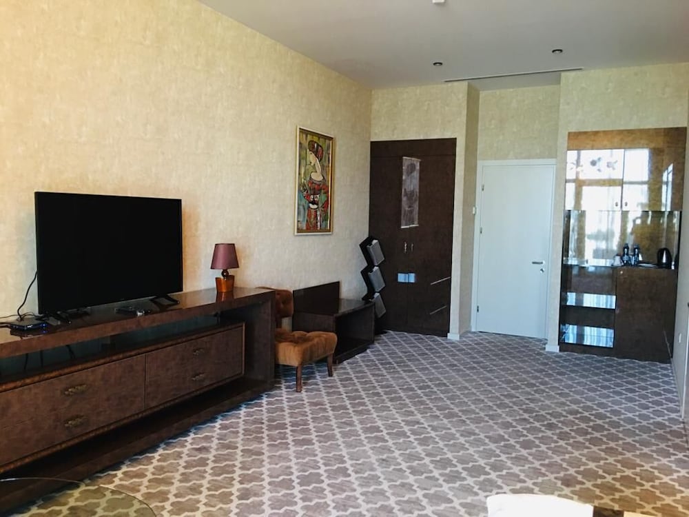Gallery Art Hotel 26/41