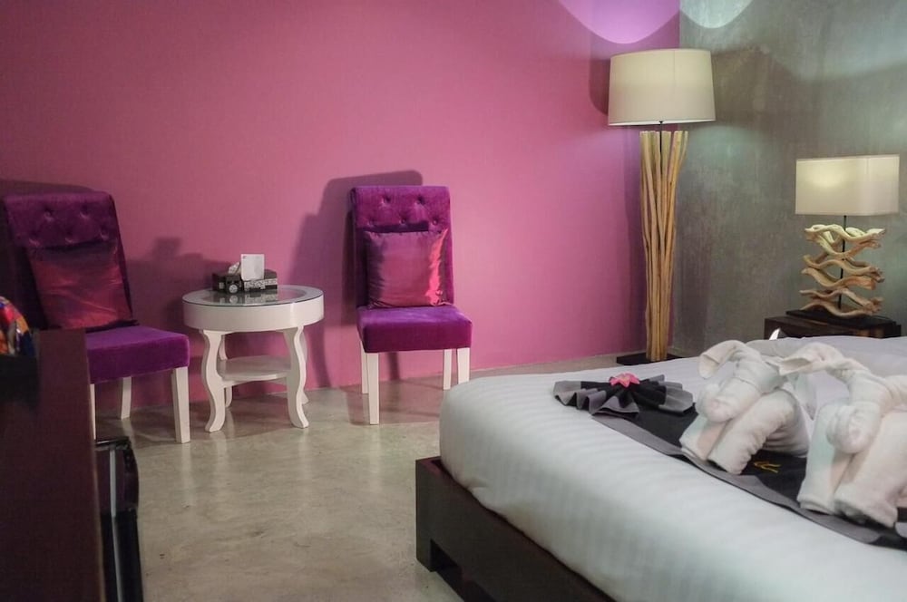 Thapae Loft 27/66