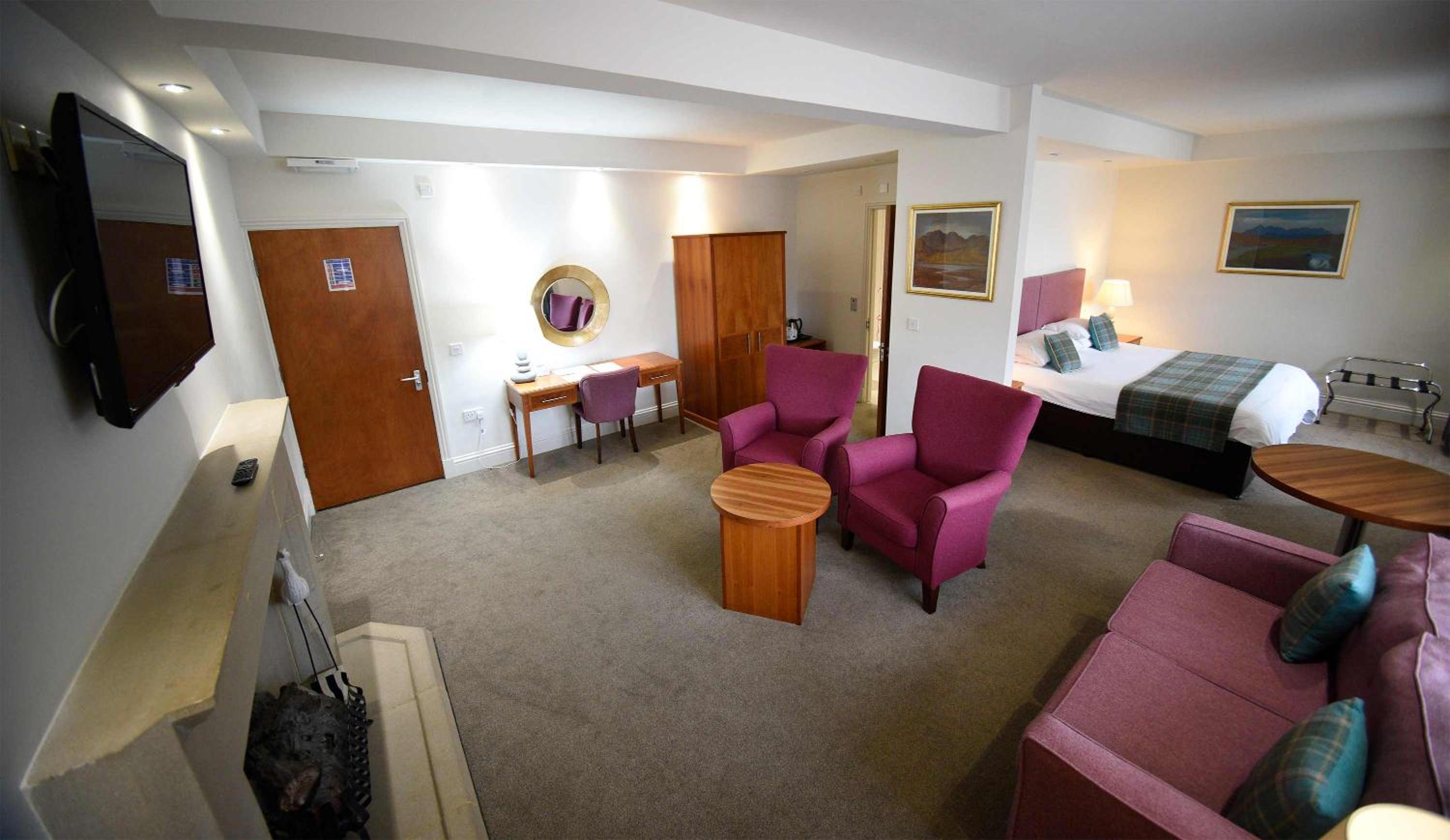 The Royal Hotel, Portree 36/55