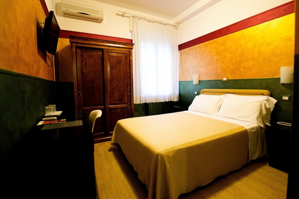 Diana Suites 14/30