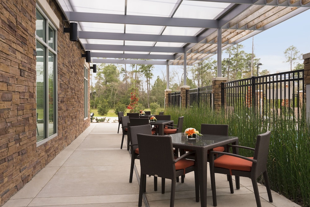 Hyatt Place Houston / The Woodlands 48/64