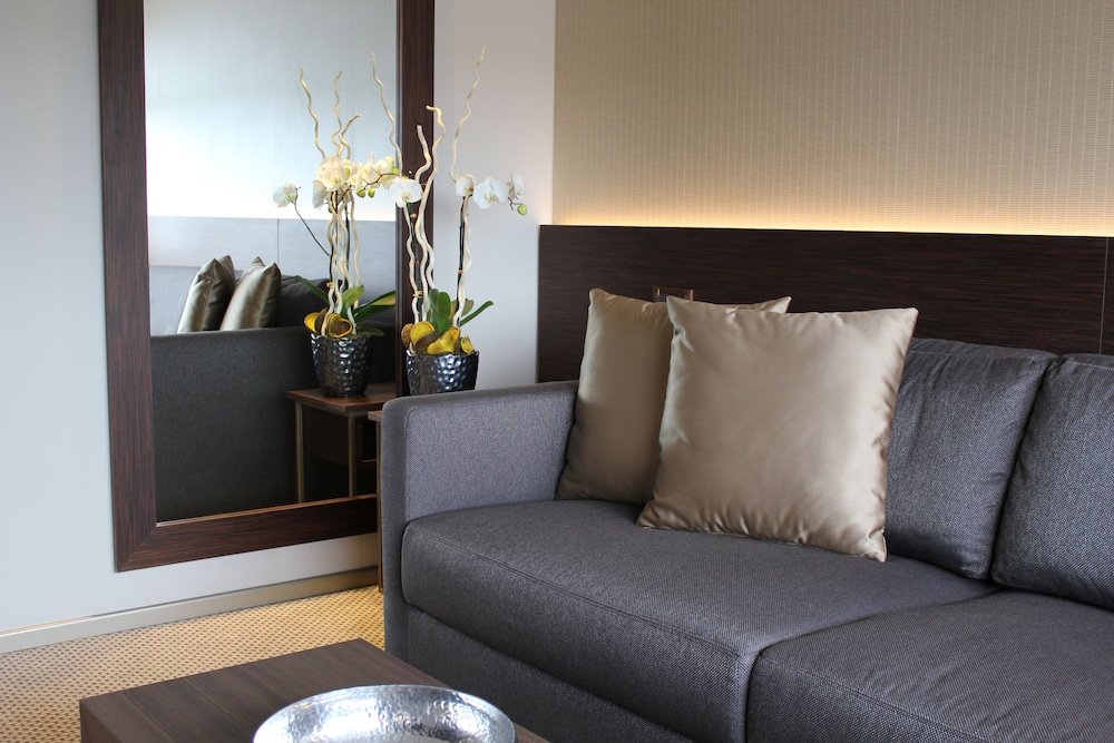 Crowne Plaza Geneva 33/82