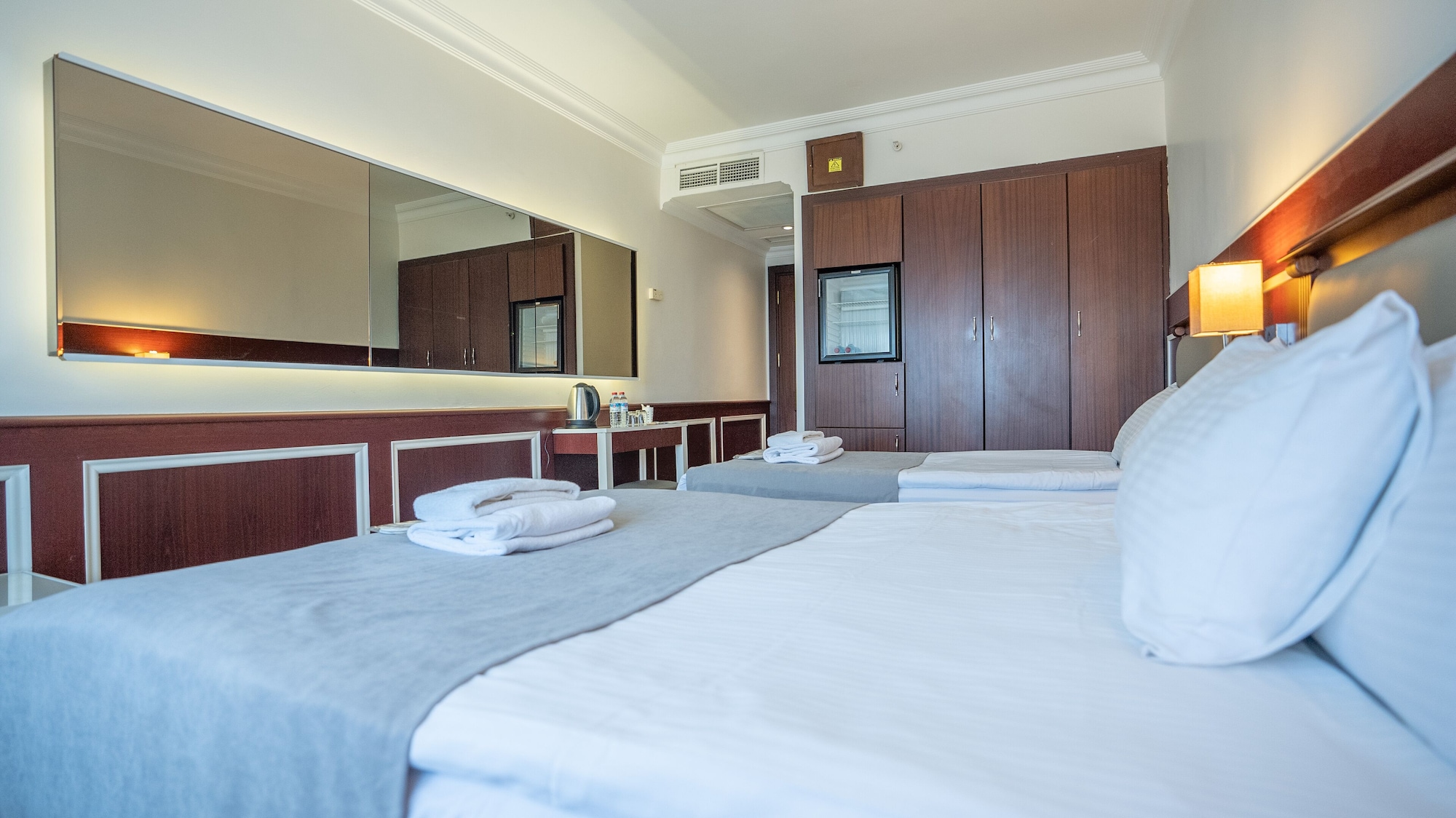 Room at Seminal Hotel, ISTANBUL