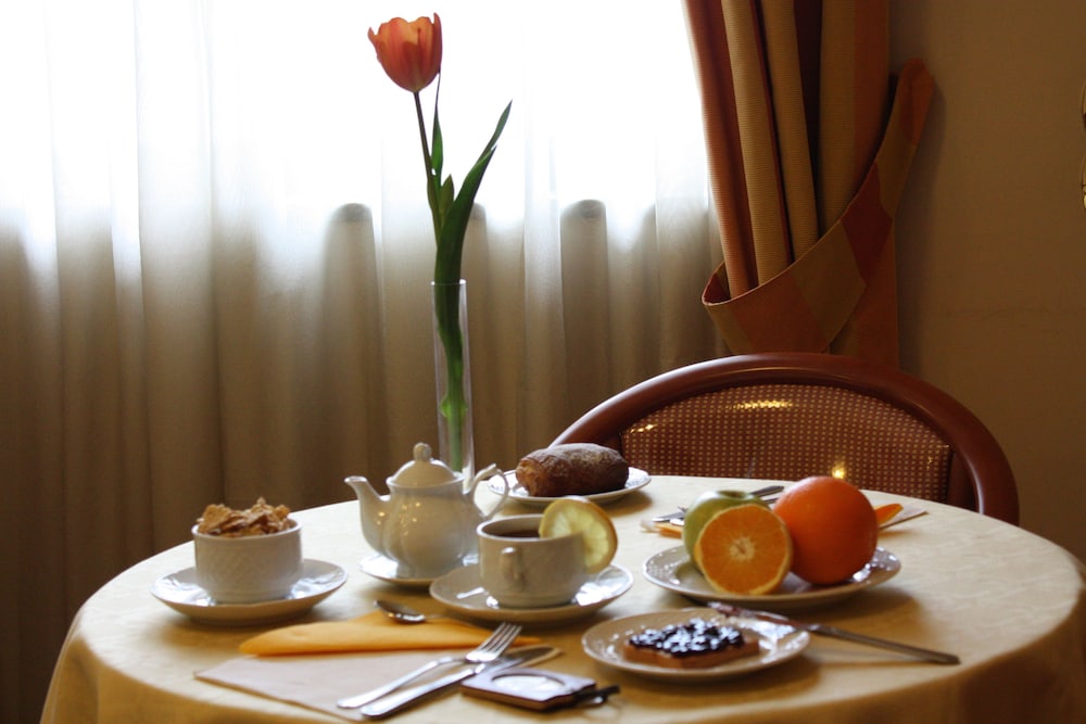 Hotel Europa Di Arzano 49/65
