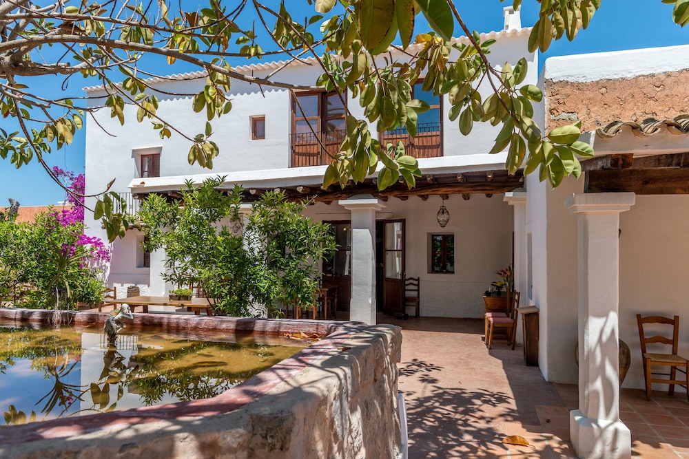 Agroturismo Can Pere Sord 34/50