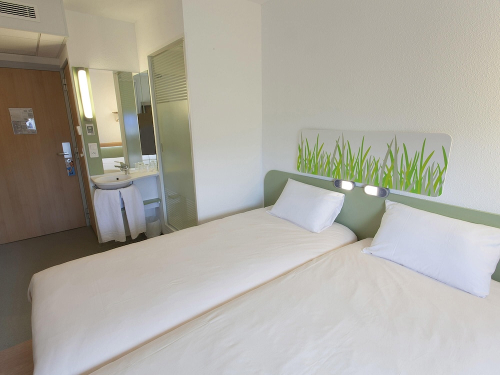 Ibis Budget Cherbourg La Glacerie 42/57