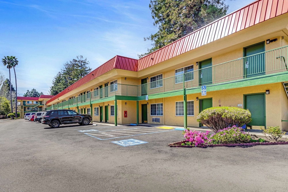 圣克鲁斯品质酒店(Quality Inn Santa Cruz Downtown Area) 图片3