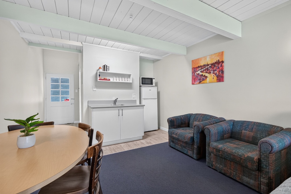 Capital Gateway Motor Lodge 37/62