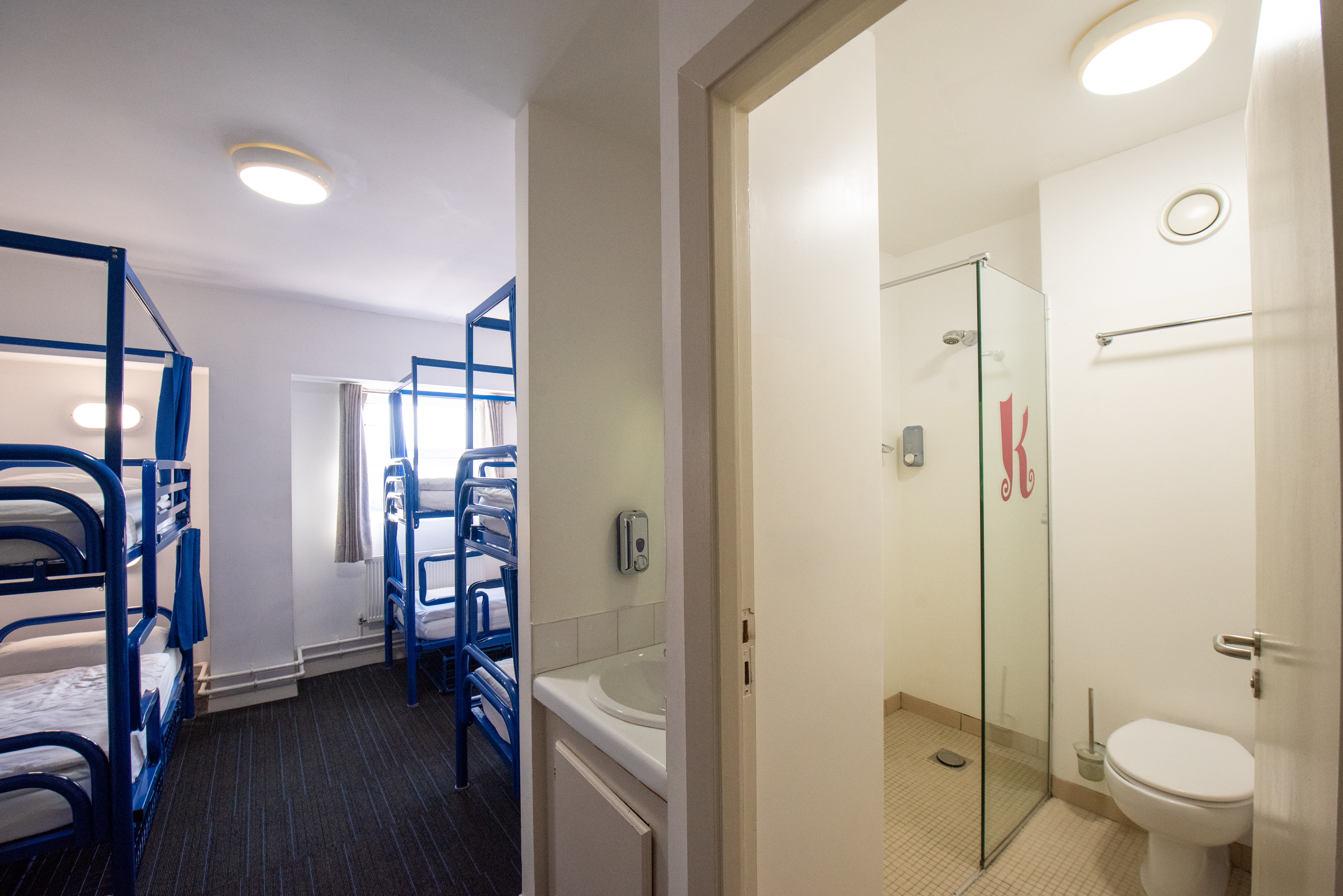 Kinlay Hostel Galway 48/50