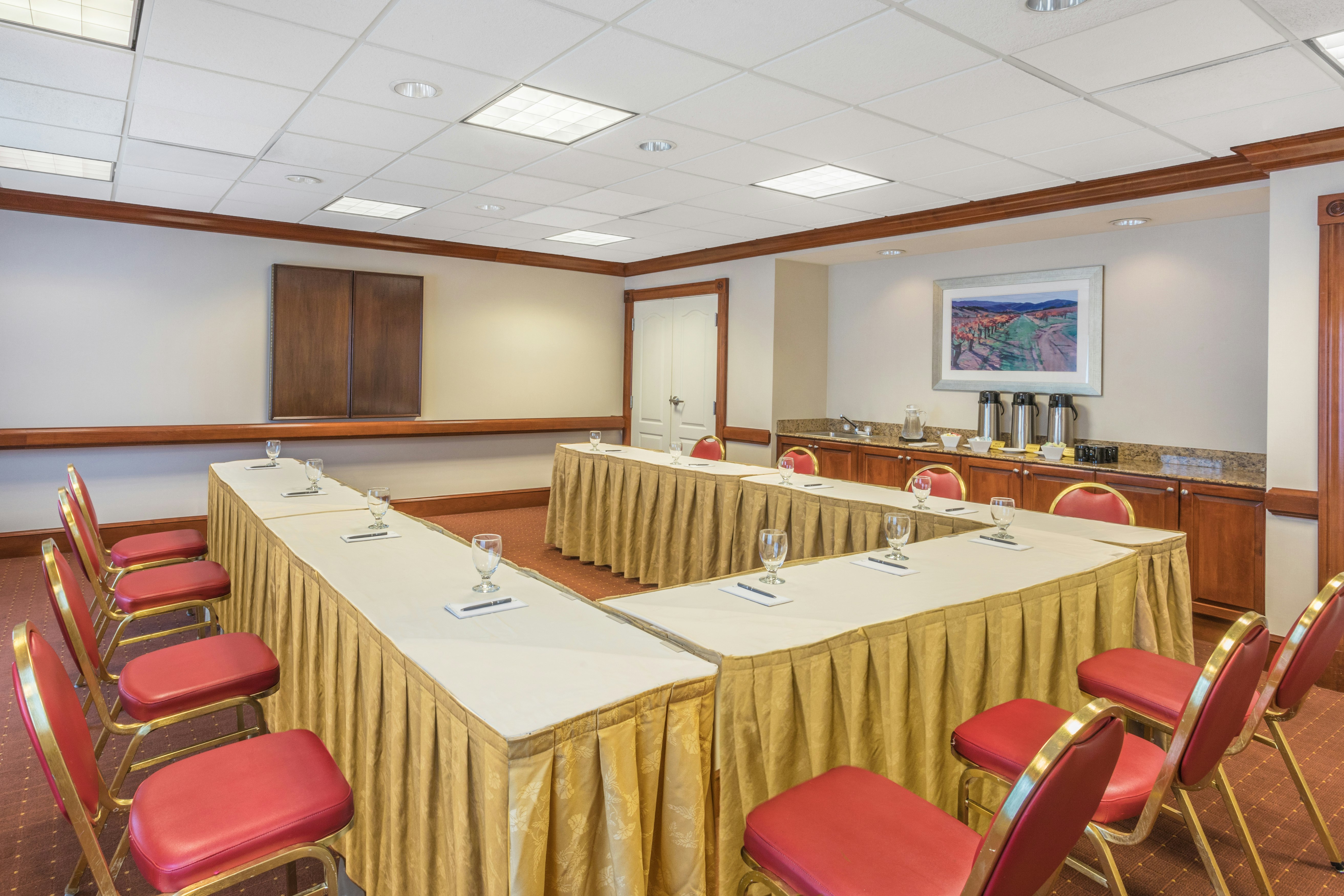 Homewood Suites by Hilton Newark-Wilmington South Area 10/16